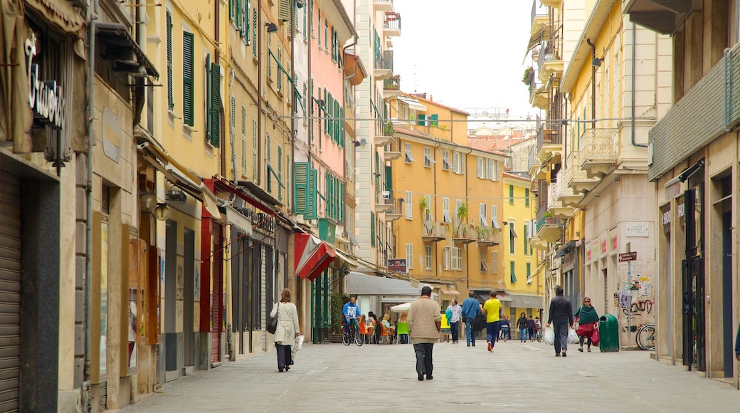 Museo Civico Etnografico Giovanni Podenzana featuring a city