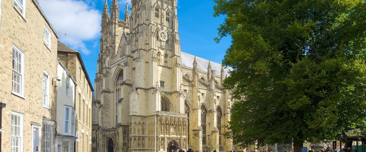 Canterbury Cathedral which includes a church or cathedral, heritage architecture and a city