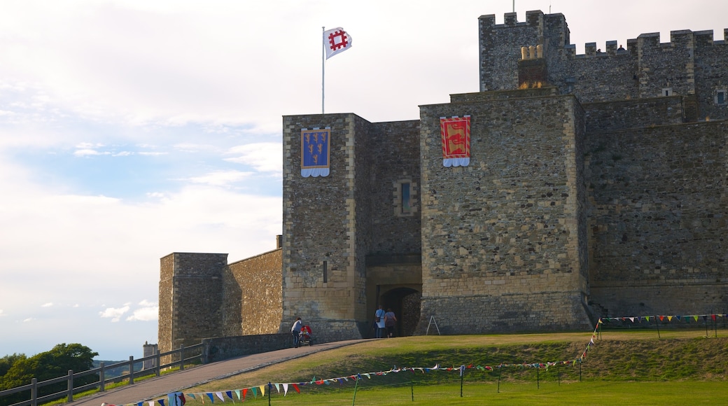 Dover Castle which includes château or palace and heritage architecture