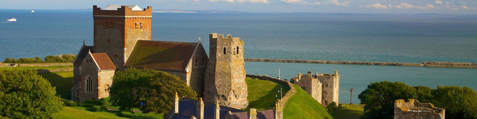Dover Castle showing chateau or palace, general coastal views and heritage architecture