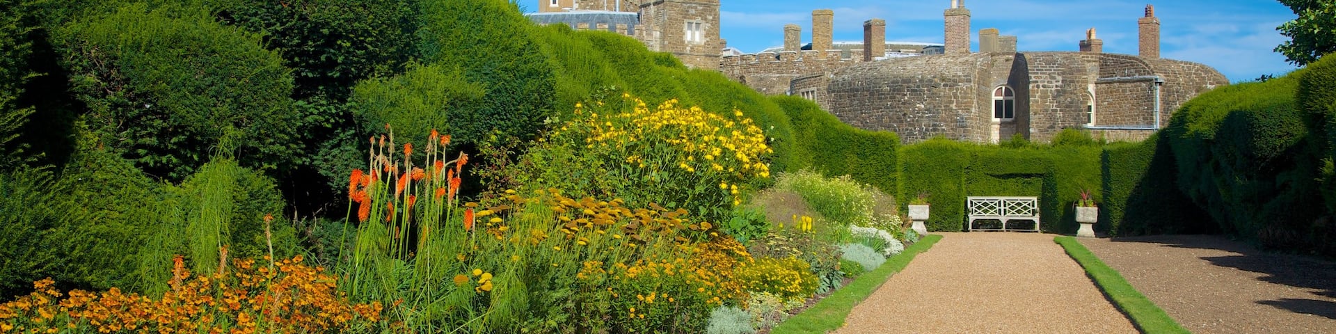 Walmer Castle and Gardens which includes heritage architecture, a garden and wildflowers