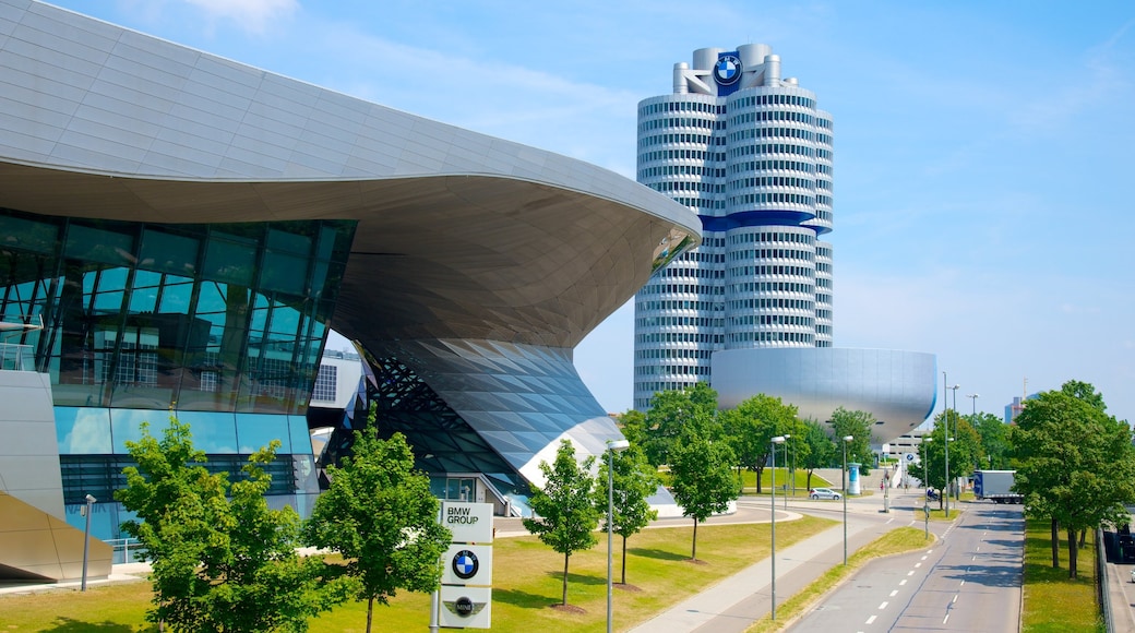 München joka esittää kaupunki, katunäkymät ja korkea rakennus