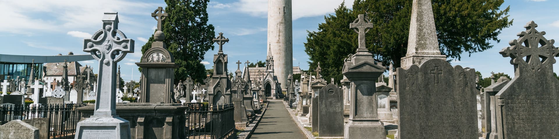 Glasnevin Cemetery featuring a cemetery