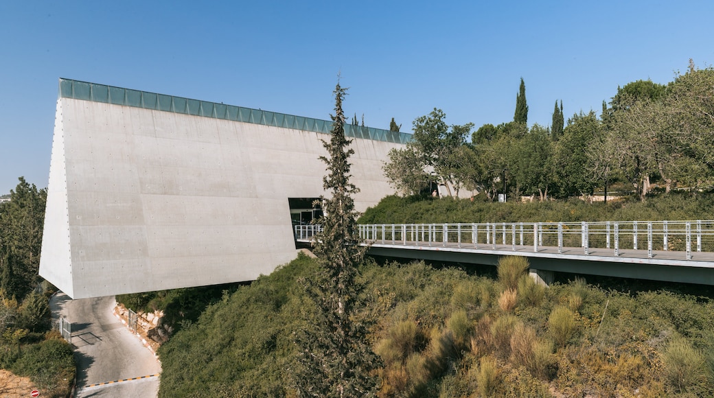 Yad Vashem
