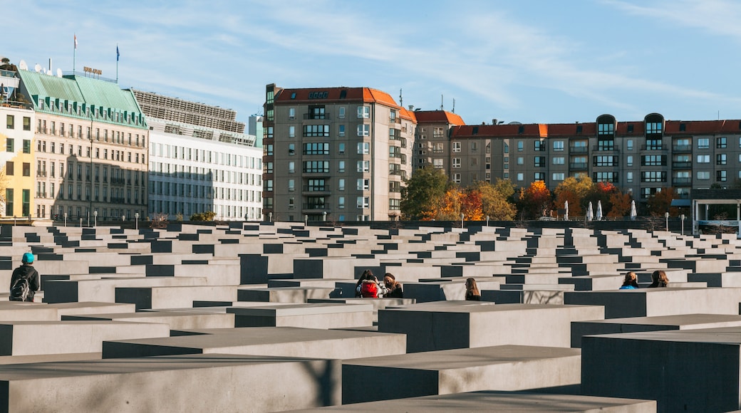 Holocaust Memorial