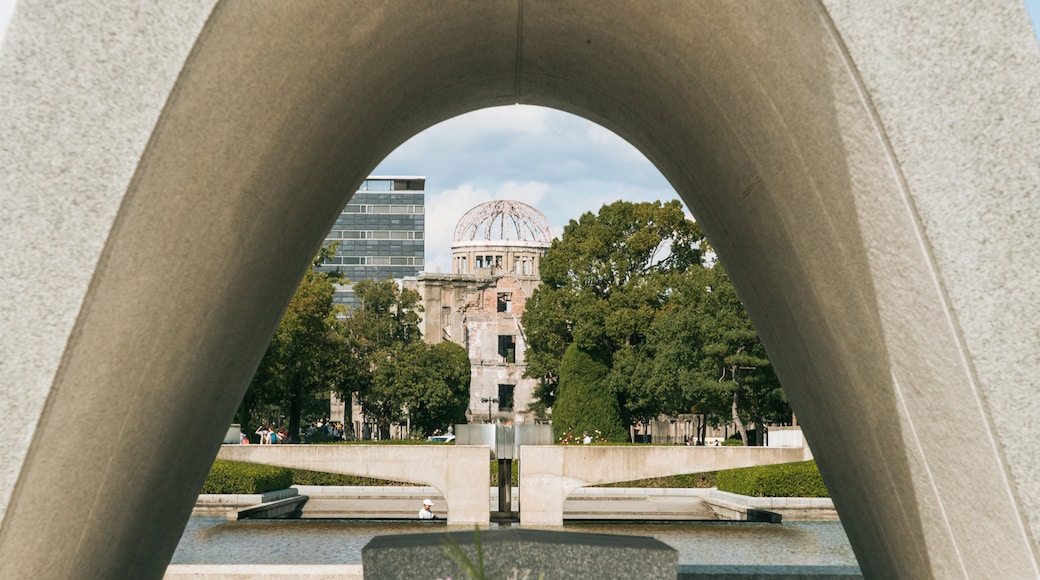 Cenotafio Memorial de las Víctimas de Hiroshima