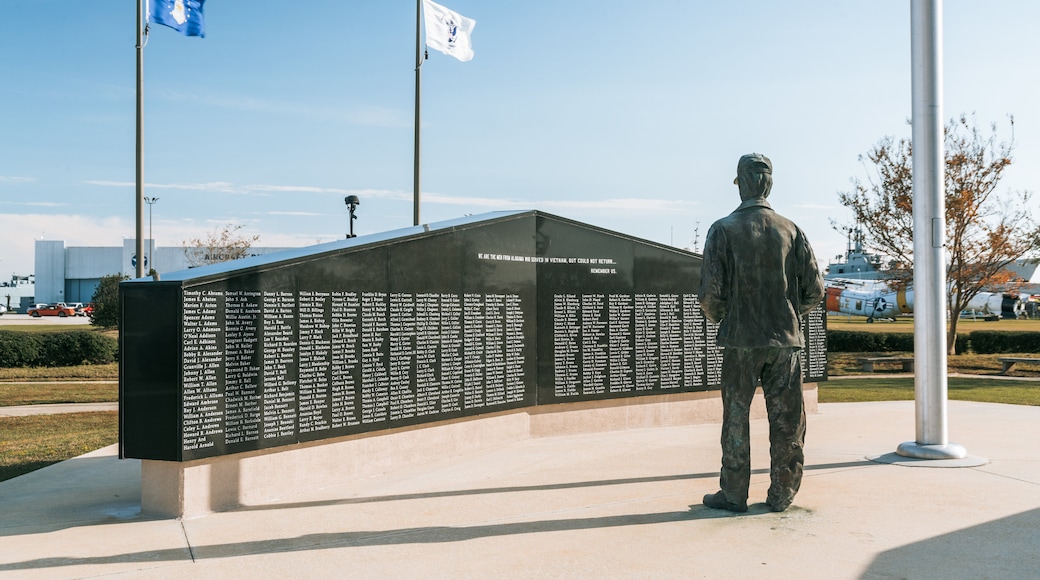 USS Alabama Battleship Memorial Park