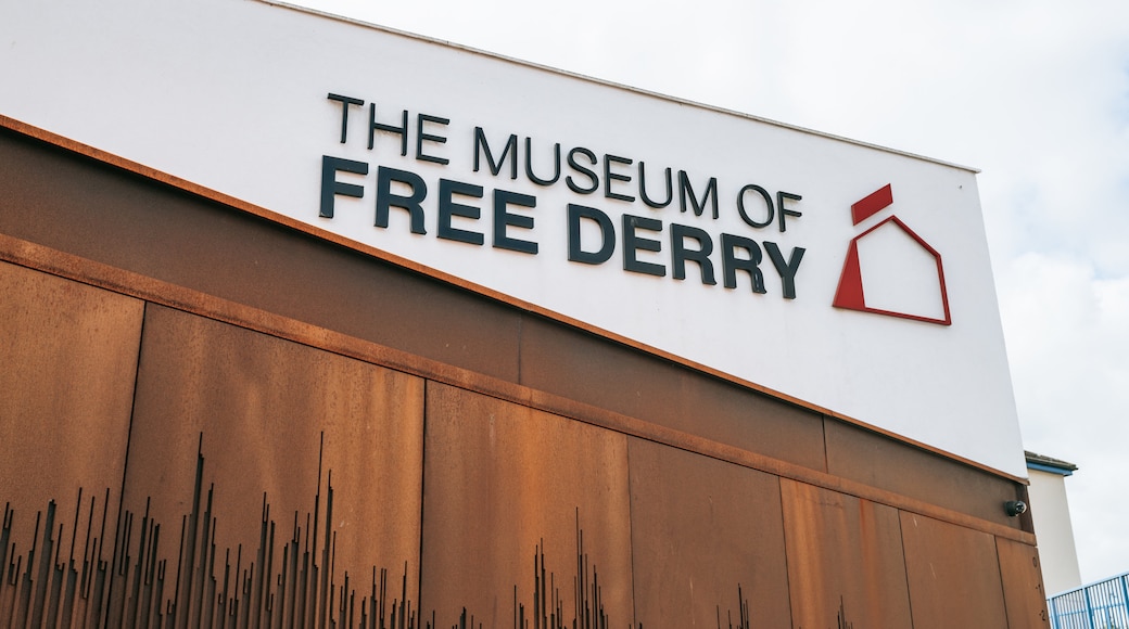 Memorial do Domingo Sangrento e o Museu de Free Derry