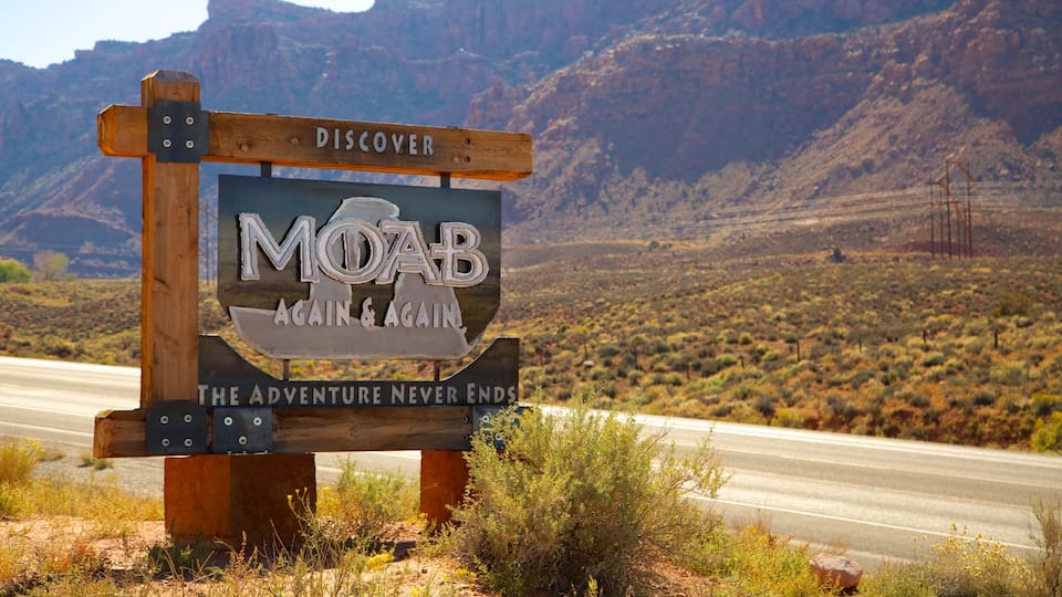 Moab que incluye situaciones tranquilas y señalización