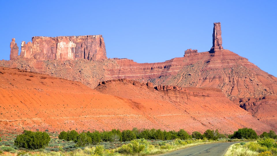 Moab ofreciendo situaciones tranquilas y vistas panorámicas