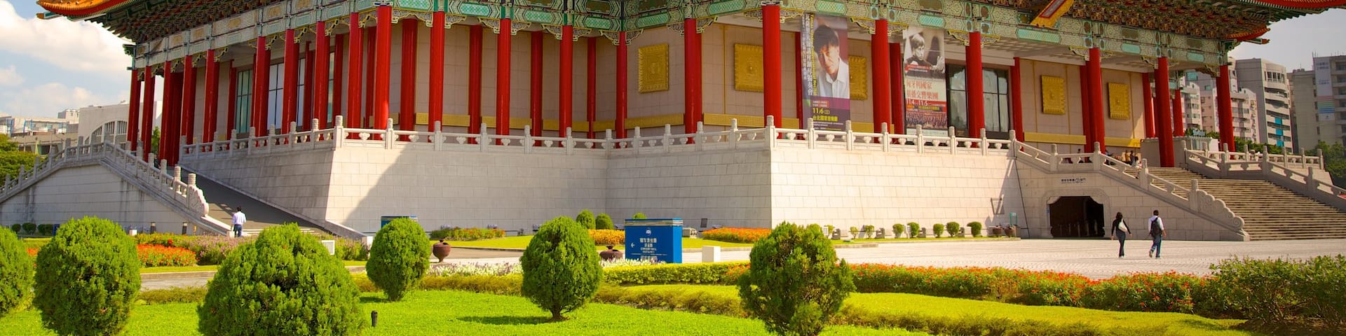 Taipei which includes a temple or place of worship, heritage architecture and religious elements