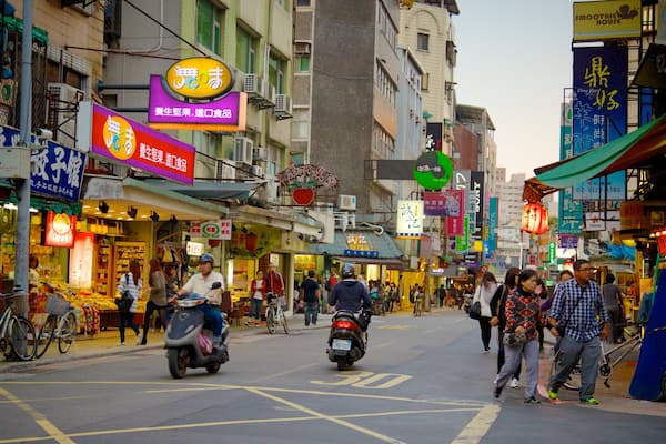 Yongkang mettant en vedette shopping, scènes de rue et ville