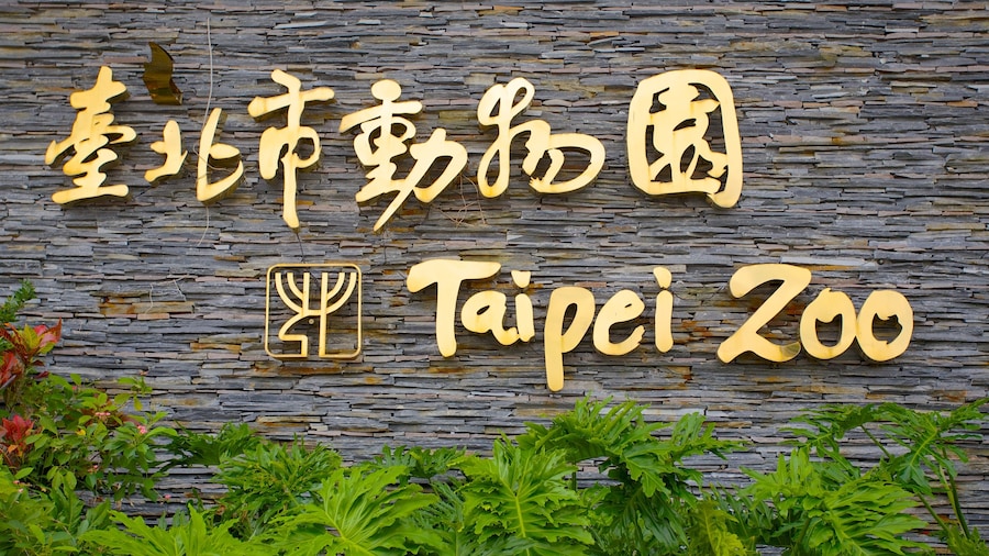 Taipei Zoo which includes zoo animals and signage