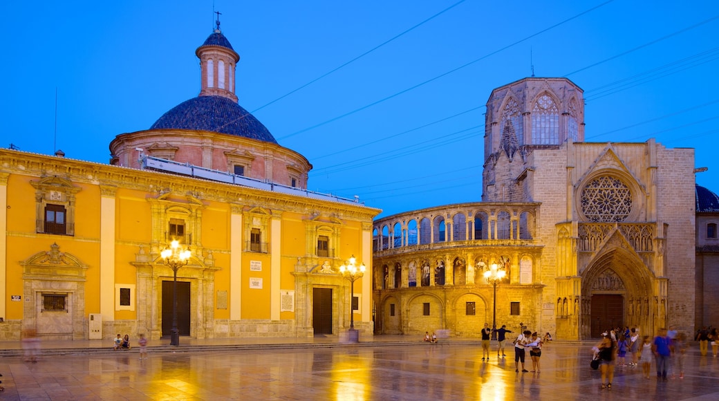 Plaza de la Virgen