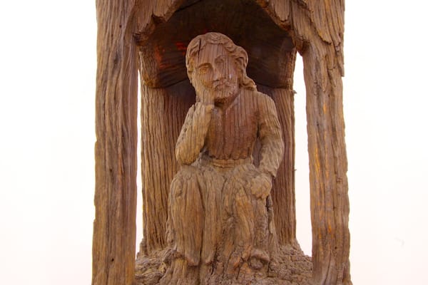 Ethnografisches Museum mit einem Statue oder Skulptur