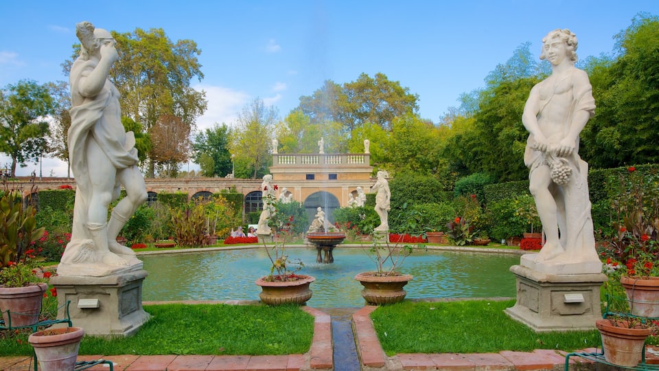 Palazzo Pfanner che include fontana, laghetto e giardino