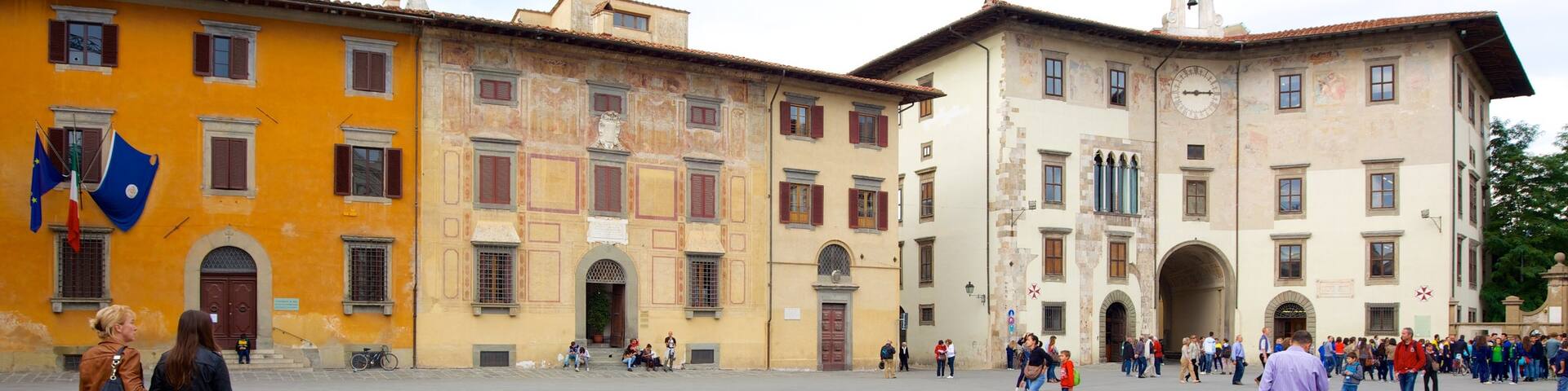 Palazzo del Collegio Puteano das einen Straßenszenen, Stadt und historische Architektur
