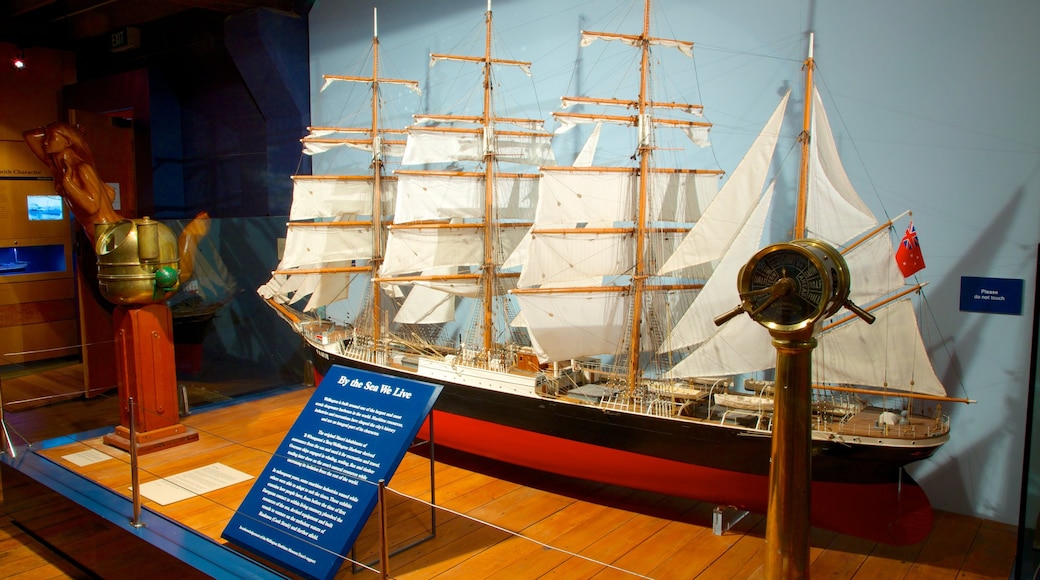 Museum of Wellington City and Sea showing interior views