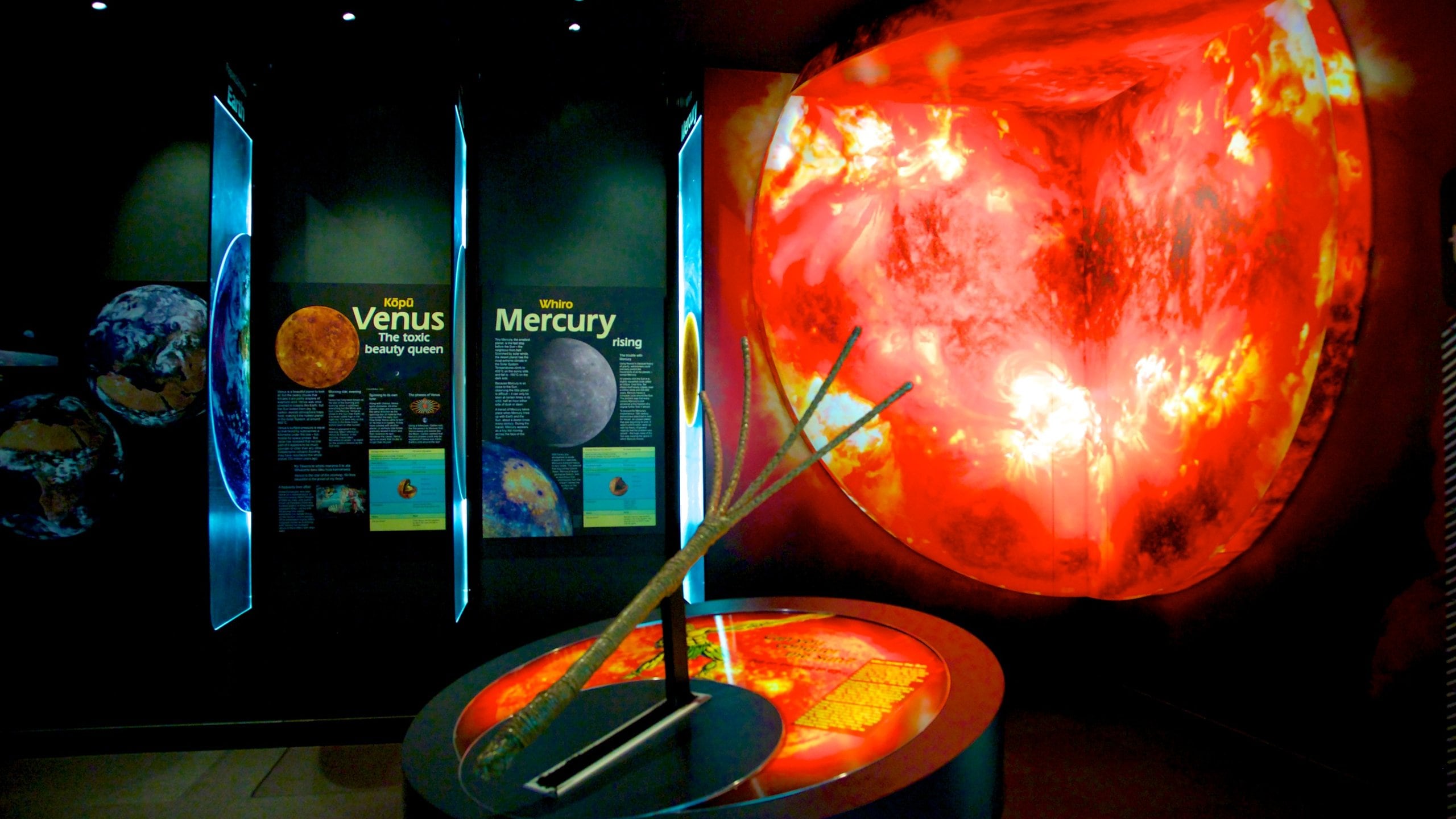 Observatoire Carter mettant en vedette observatoire et vues intérieures