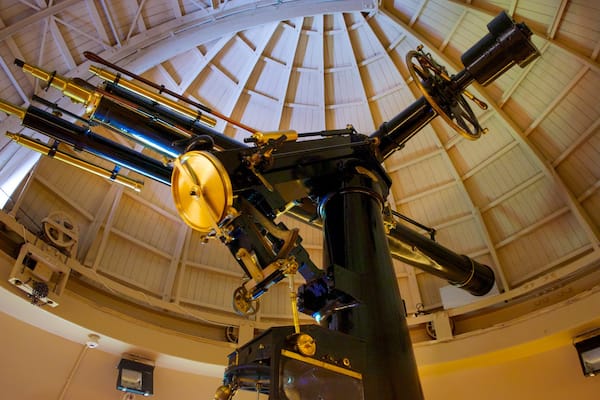 Carter Observatory showing an observatory and interior views