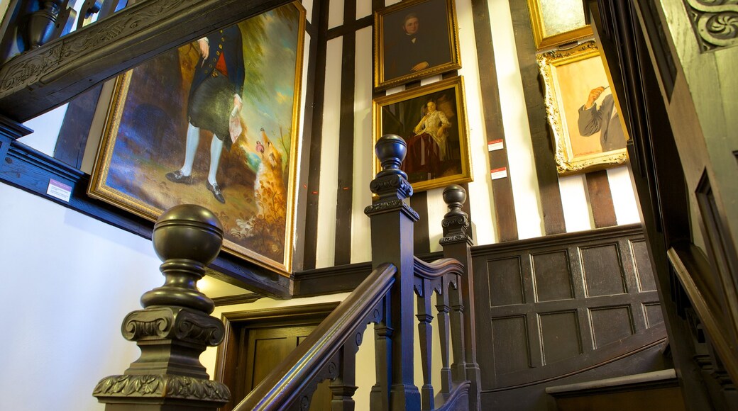 Tudor House and Garden which includes art, a house and interior views