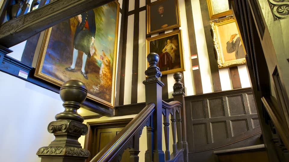 Tudor House and Garden which includes art, a house and interior views