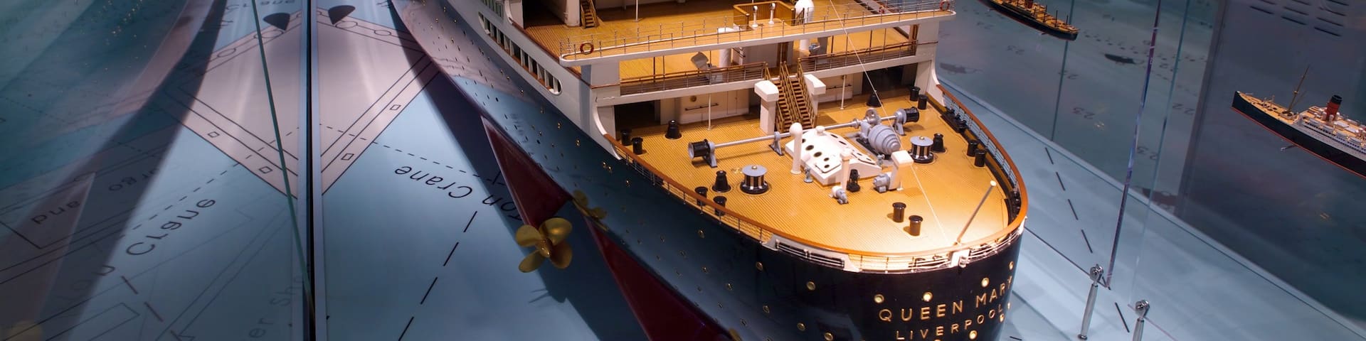 SeaCity Museum featuring interior views