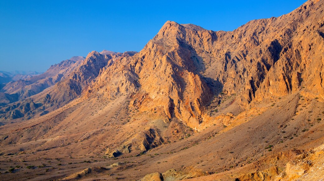 Muscat welches beinhaltet Landschaften und Berge