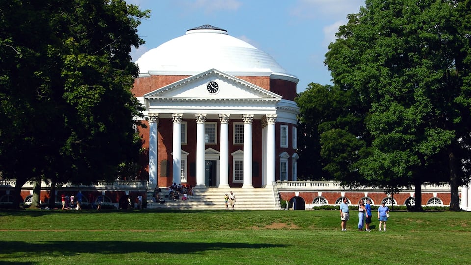 Charlottesville showing a park and heritage architecture