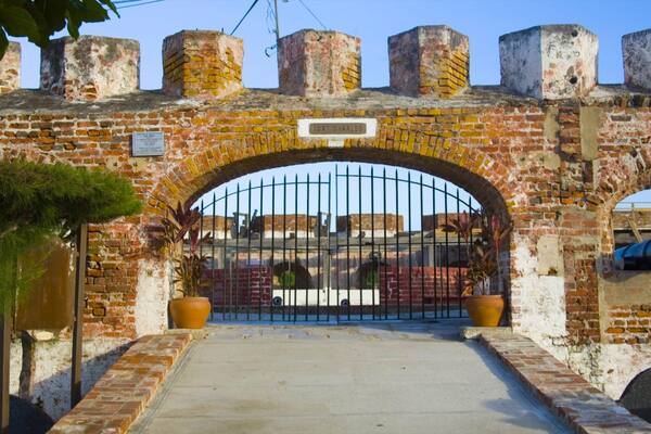 Fort Charles which includes a castle and heritage elements
