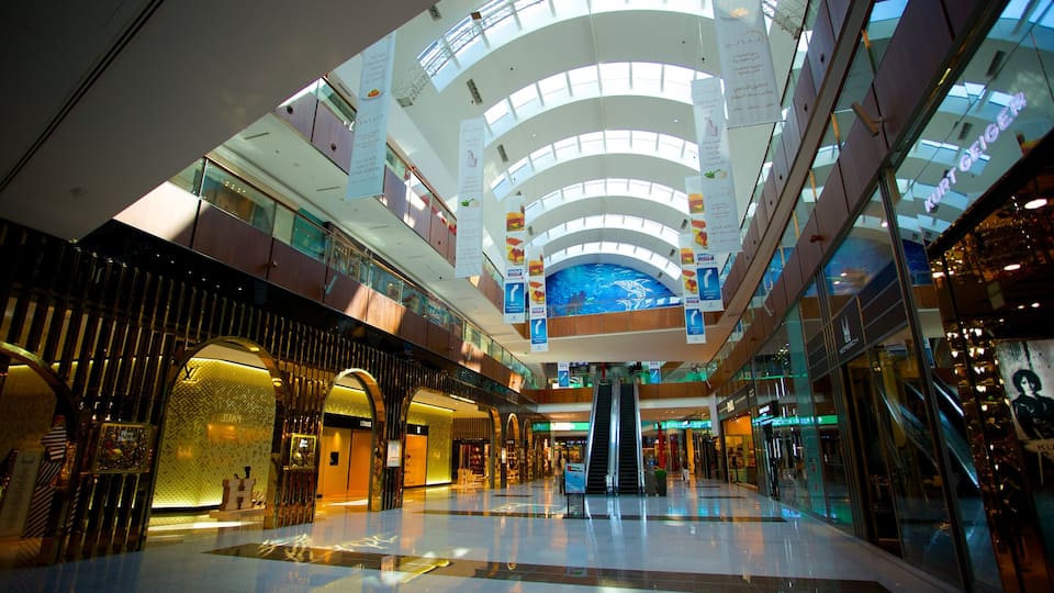 Dubai Mall das einen Innenansichten und Einkaufen