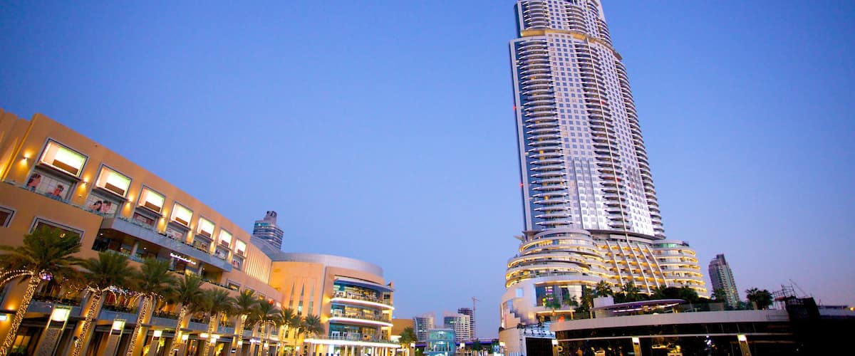 Burj Khalifa featuring a skyscraper, city views and modern architecture