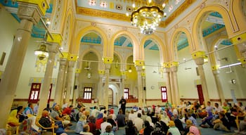 Jumeirah Mosque which includes a mosque, interior views and religious elements