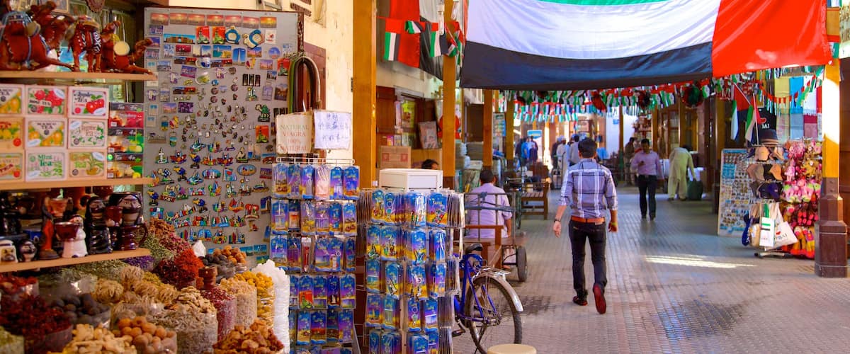 Spice Souk showing shopping and markets