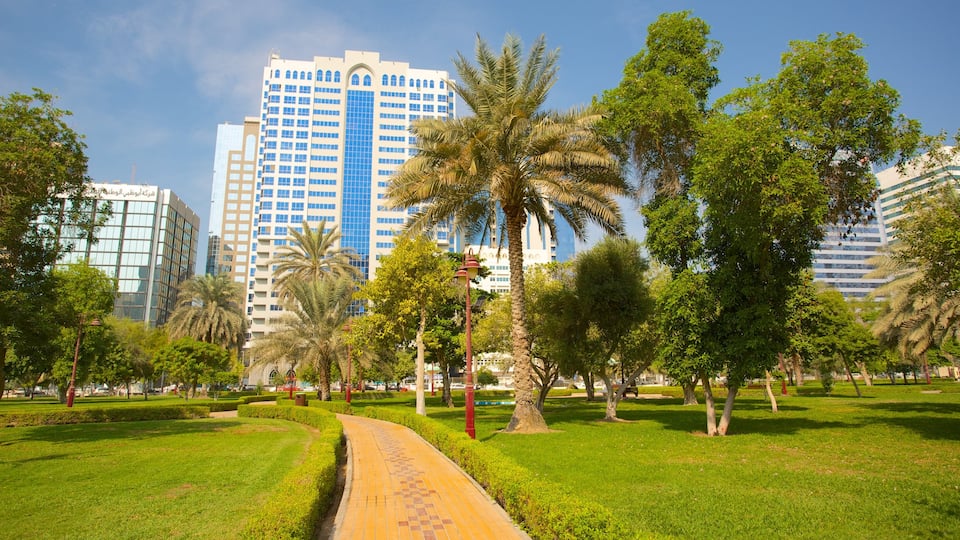 The Capital Garden mit einem Garten und Stadt