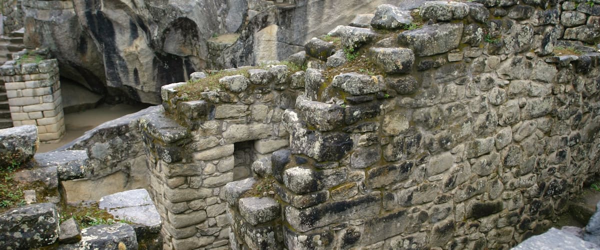 Machu Picchu which includes a ruin