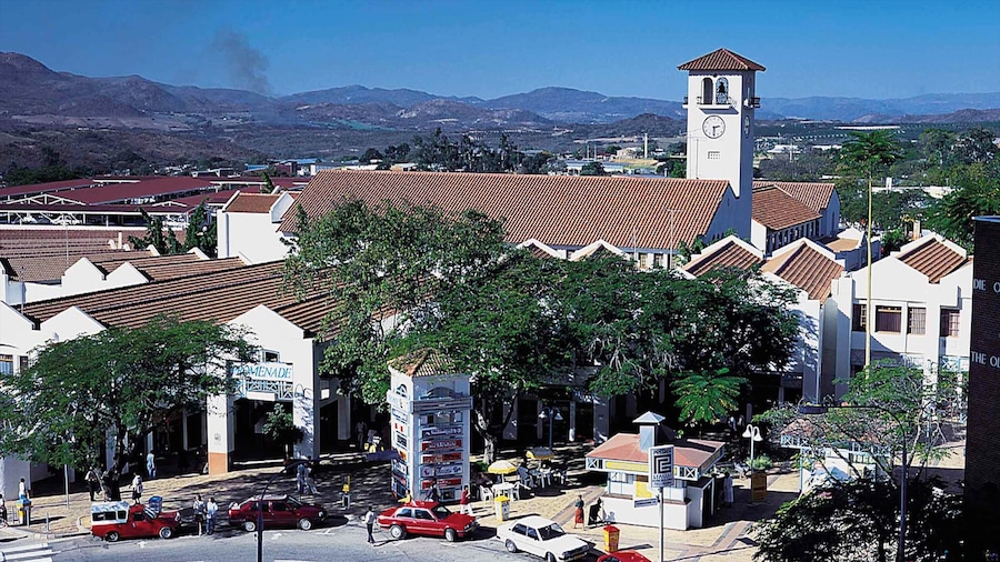 Nelspruit caratteristiche di piccola città o villaggio e shopping
