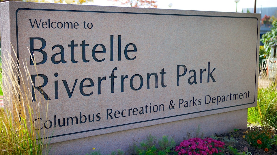Santa Maria featuring a park and signage