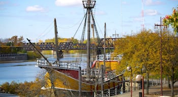 Santa Maria featuring heritage elements, a river or creek and a bay or harbour