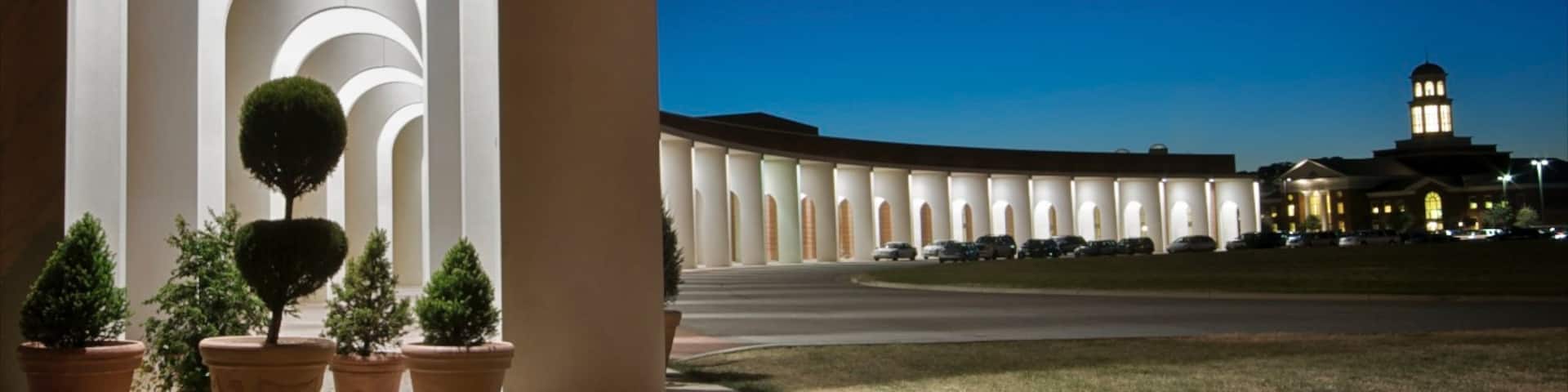 Newport News which includes night scenes, theater scenes and modern architecture