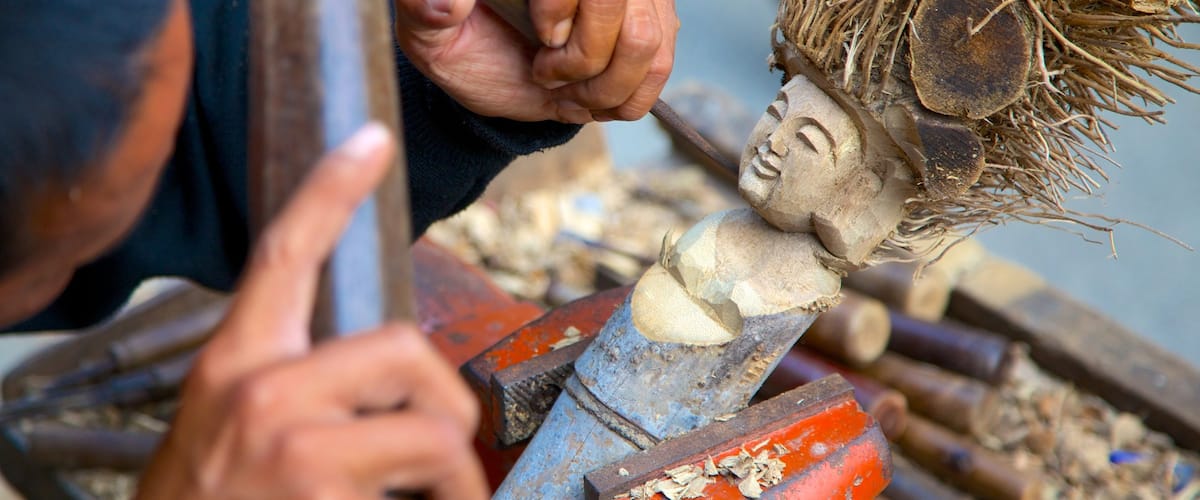 Hoi An City Centre featuring indigenous culture and art