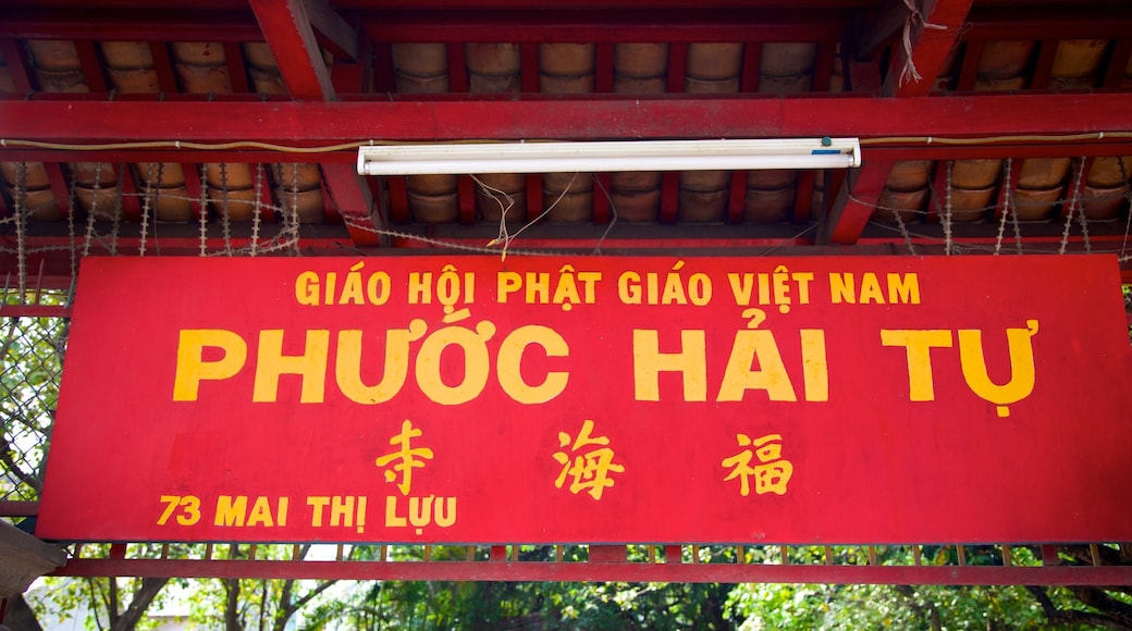 Giac Lam Pagoda showing signage