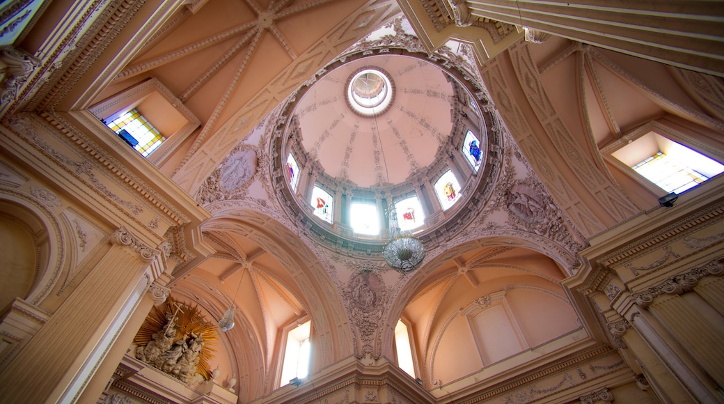 Metropolitan Cathedral showing heritage architecture, interior views and religious aspects