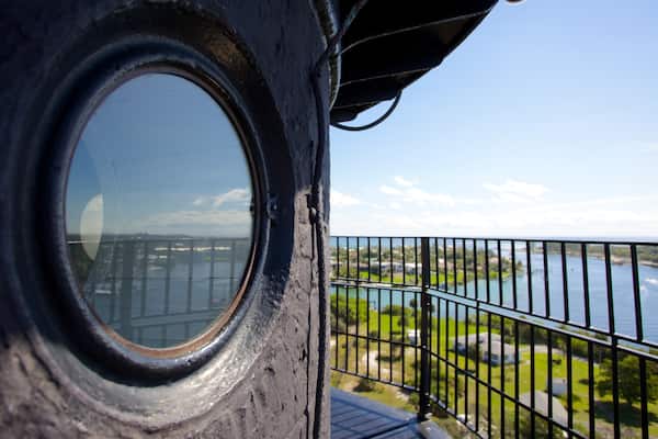 Jupiter Inlet Lighthouse which includes views, general coastal views and a lighthouse