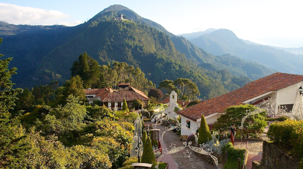 Monserrate showing landscape views, mountains and a house