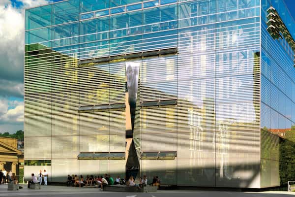 Musée d\'Art de Stuttgart montrant architecture moderne, art en plein air et square ou place