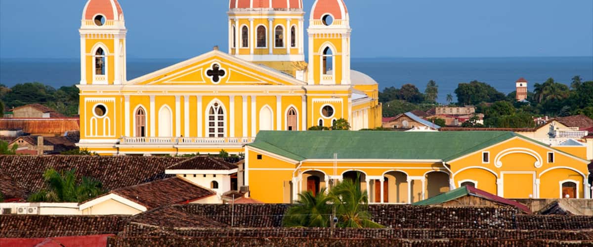 Granada Cathedral which includes a city, heritage architecture and a church or cathedral