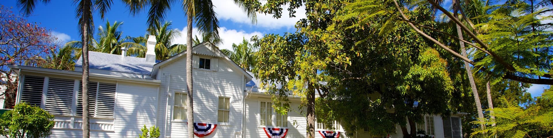Harry S. Truman Little White House which includes a house, a park and heritage elements