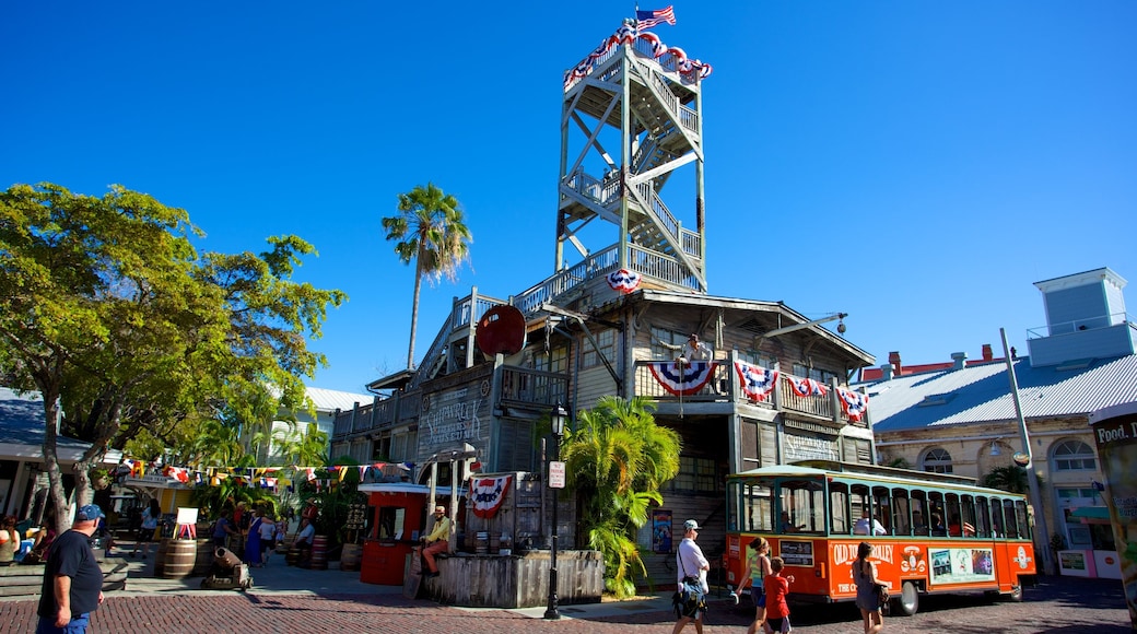 Key West Shipwreck Museum featuring street scenes
