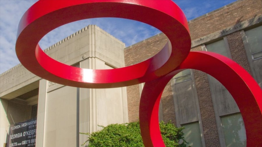 Cummer Museum of Art and Gardens showing art
